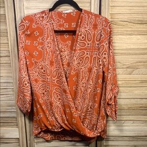 Miley and Molly Paisley Print Orange Crossover Women's Top Size M